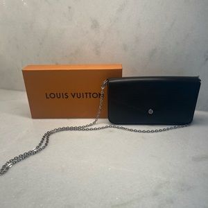 Louis Vuitton Pochette Felicie Epi Leather Noir Black Chain Shoulder Bag